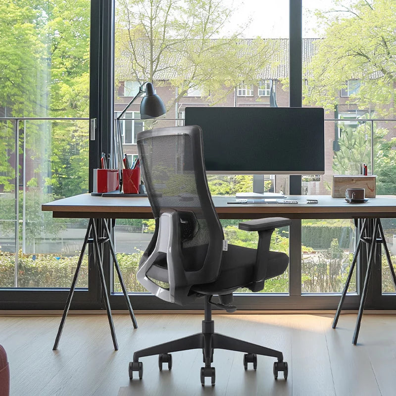 Stane Pro Ergonomische Bureaustoel Lifestyle 1