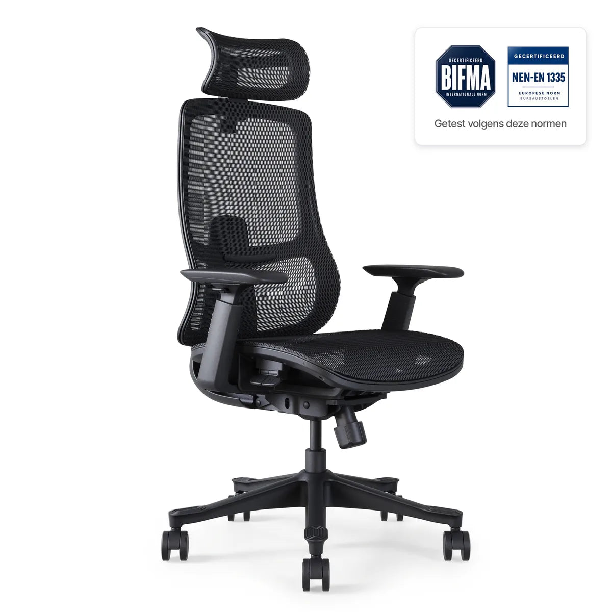 De Stane Premium met mesh-zitting, hoge mesh-rug en hoofdsteun, met de keurmerkvermelding BIFMA en NEN-EN 1335 (getest volgens deze normen)